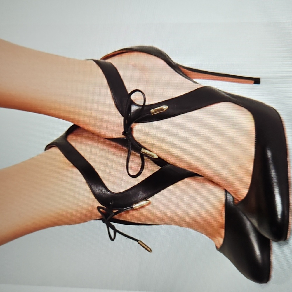 AQUAZURRA: Elegant black leather Stella heels